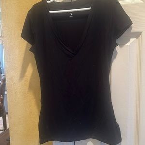 Black v neck t xs